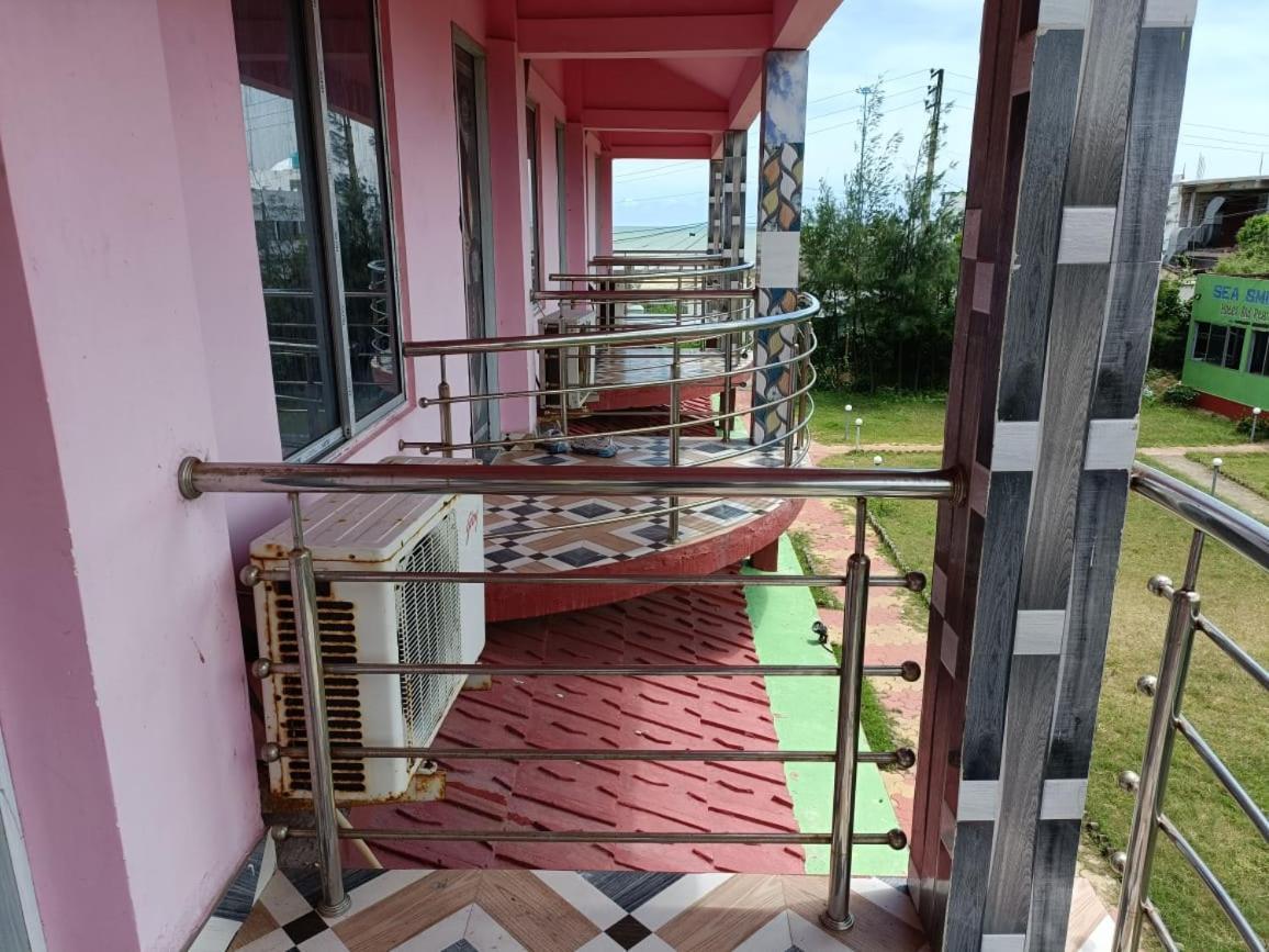 Sea Smile Inn Mandarmani Kültér fotó